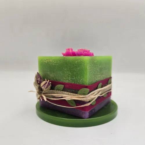 Lumânare handmade parfumată Beautiful Spring