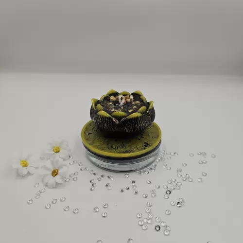 Lumânare handmade parfumată Black Beauty 2