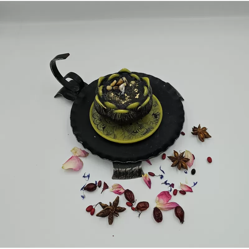 Lumânare handmade parfumată Black Beauty 2