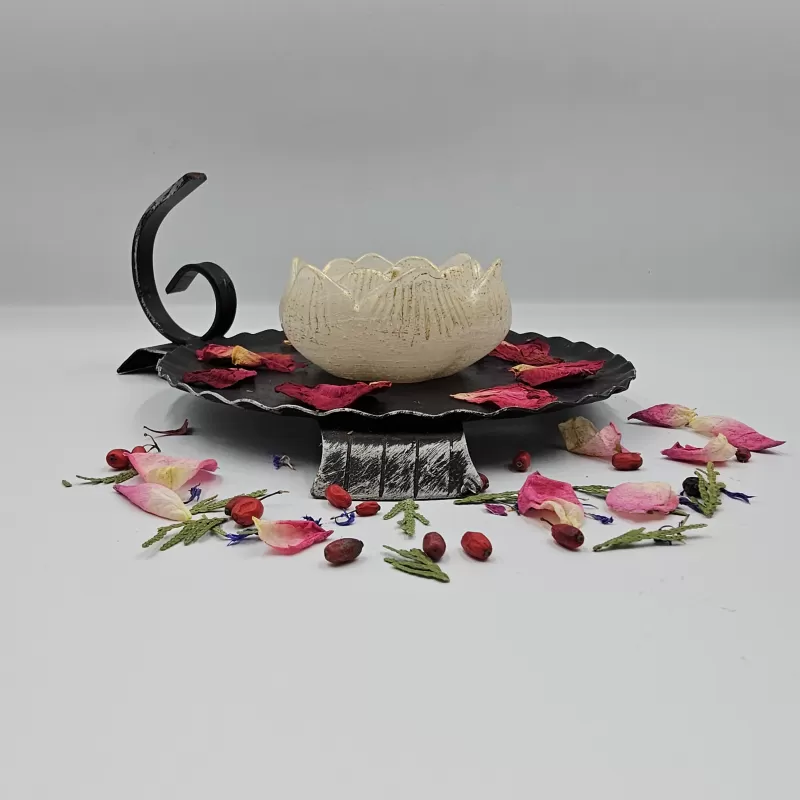 Lumânare handmade parfumată  White Touch 1