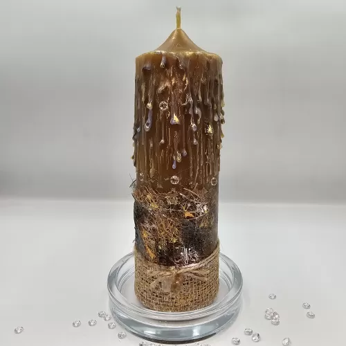 Lumânare handmade parfumată efect picurare
