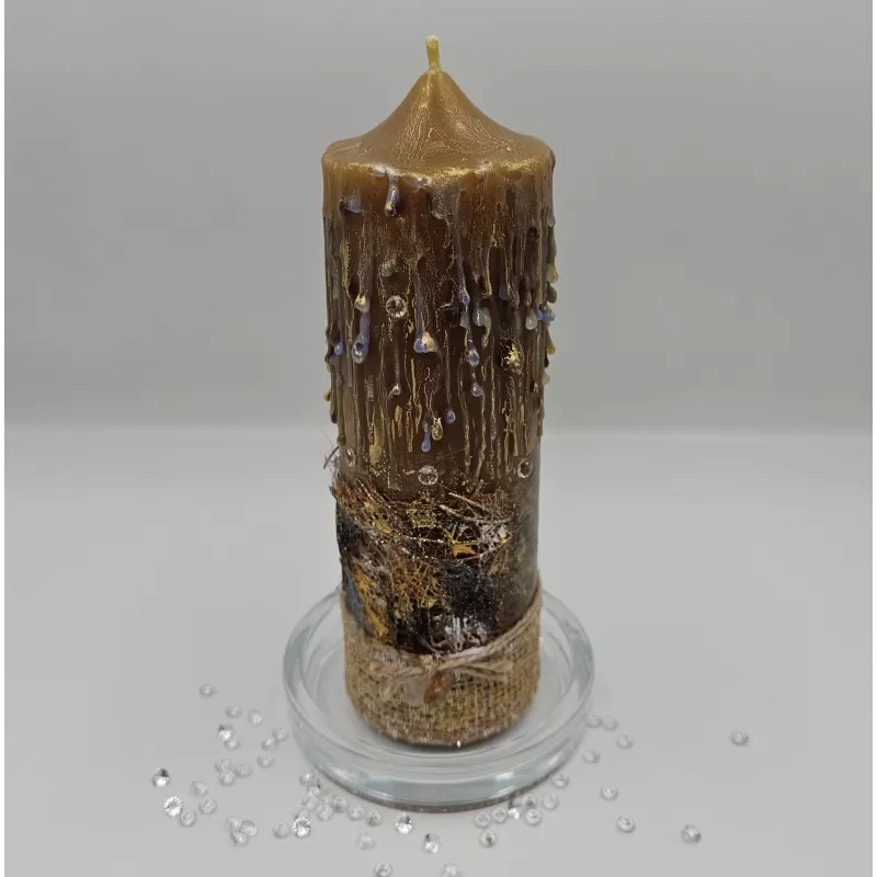 Lumânare handmade parfumată efect picurare